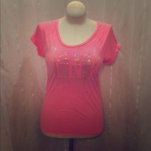 2 for $20 Victoria’s Secret Pink Size M T-Shirt